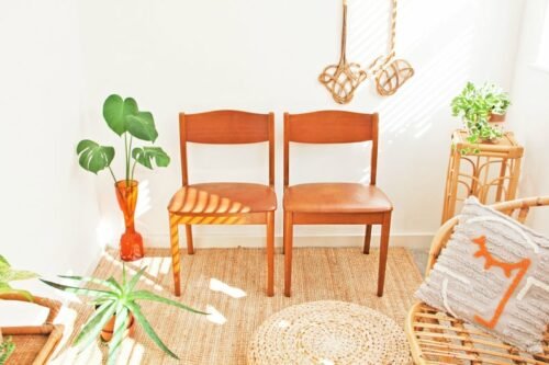 Kursi Cafe Kayu Brown