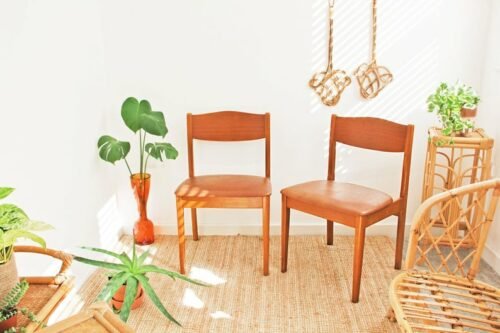 Kursi Cafe Kayu Brown