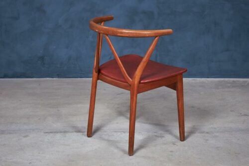 Kursi Cafe Kayu Henning