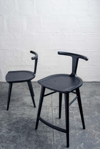 Kursi Cafe Kayu Oxbend