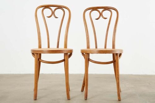 Kursi Cafe Unik Bentwood