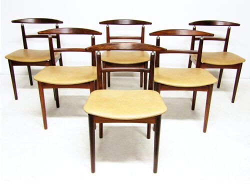 Bangku Cafe Jati Helge Unik