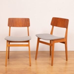 Kursi Cafe Jati Navia Minimalis