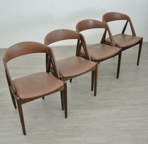 Kursi Cafe Kayu Kristiansen Minimalis