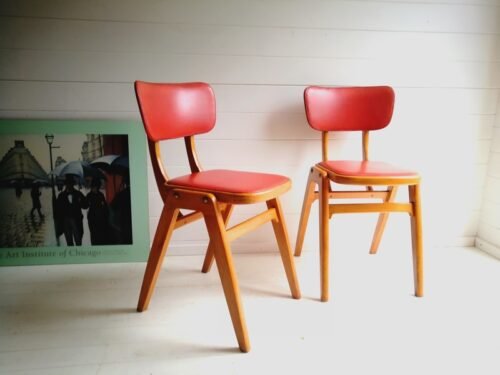 Kursi Cafe Kayu Red Retro