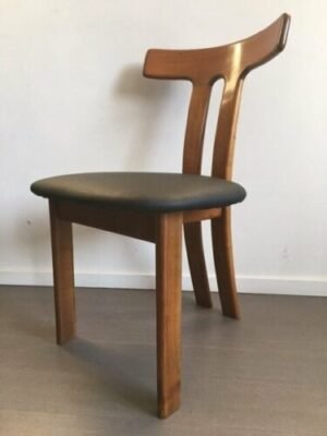 Kursi Cafe Unik X Danish