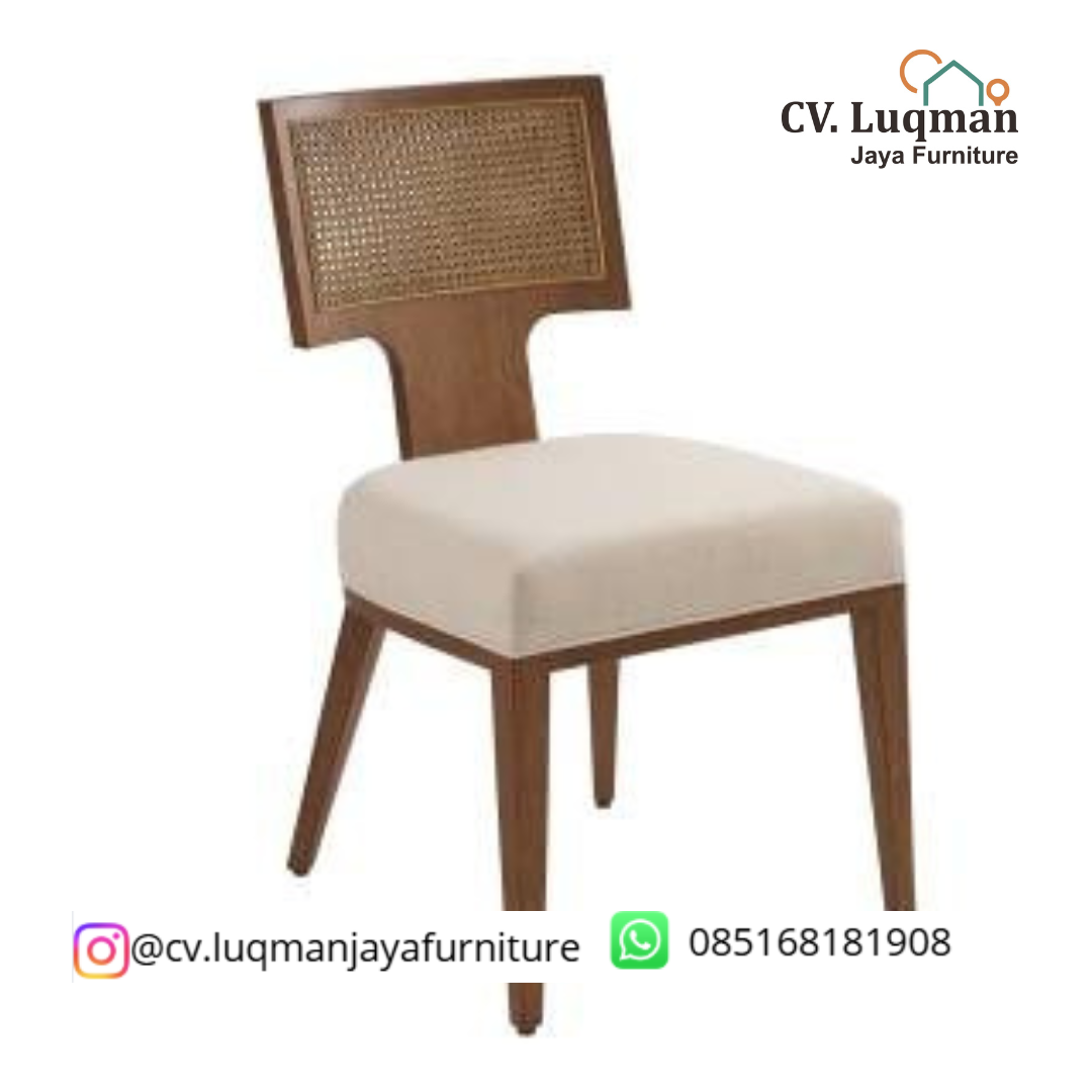 Kursi Makan Jati Sandaran Rotan Eksklusif by CV. Luqman Jaya Furniture