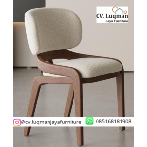 Kursi Kayu Sandaran Lengkung