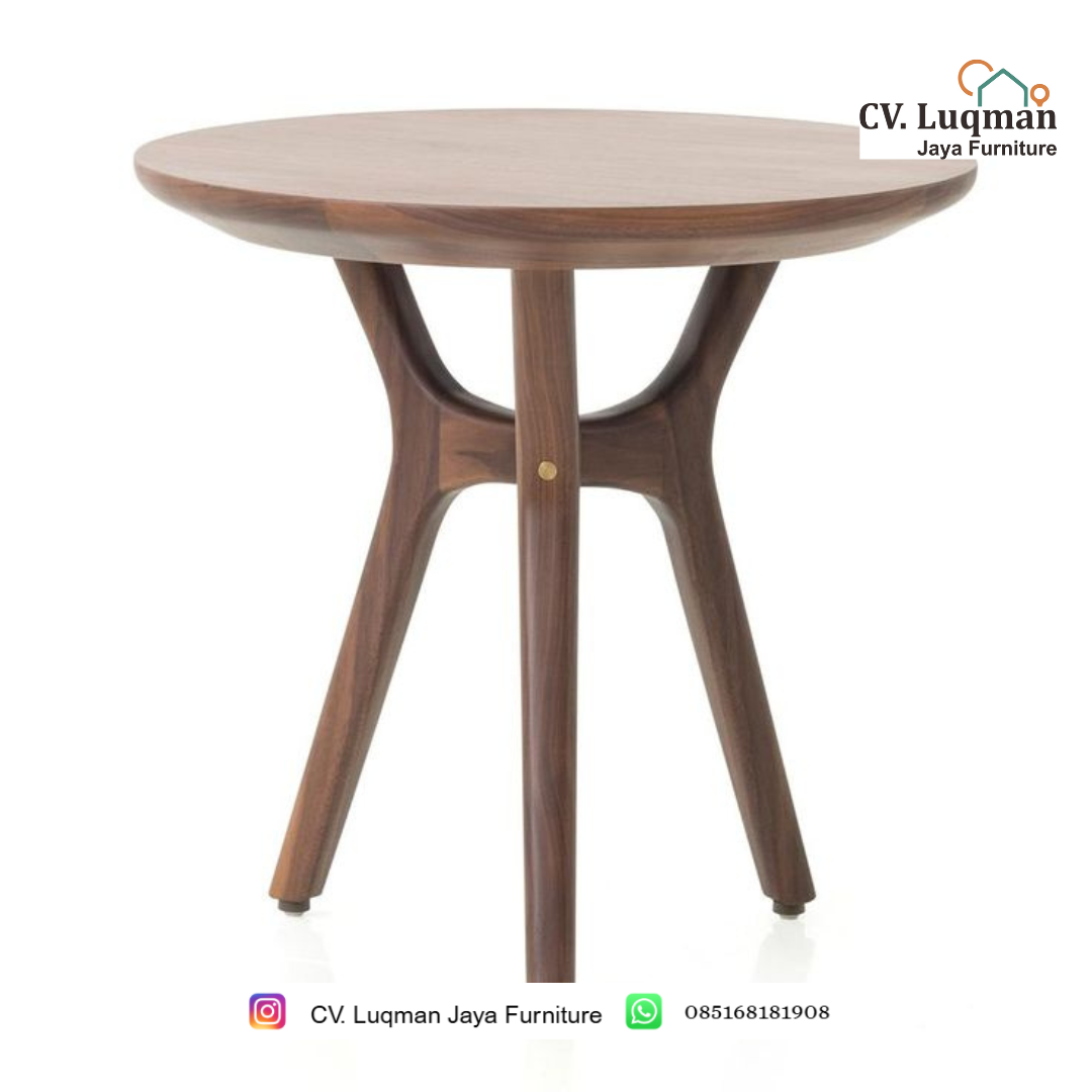 Meja Sudut Minimalis Kayu Jati dari CV. Luqman Jaya Furniture
